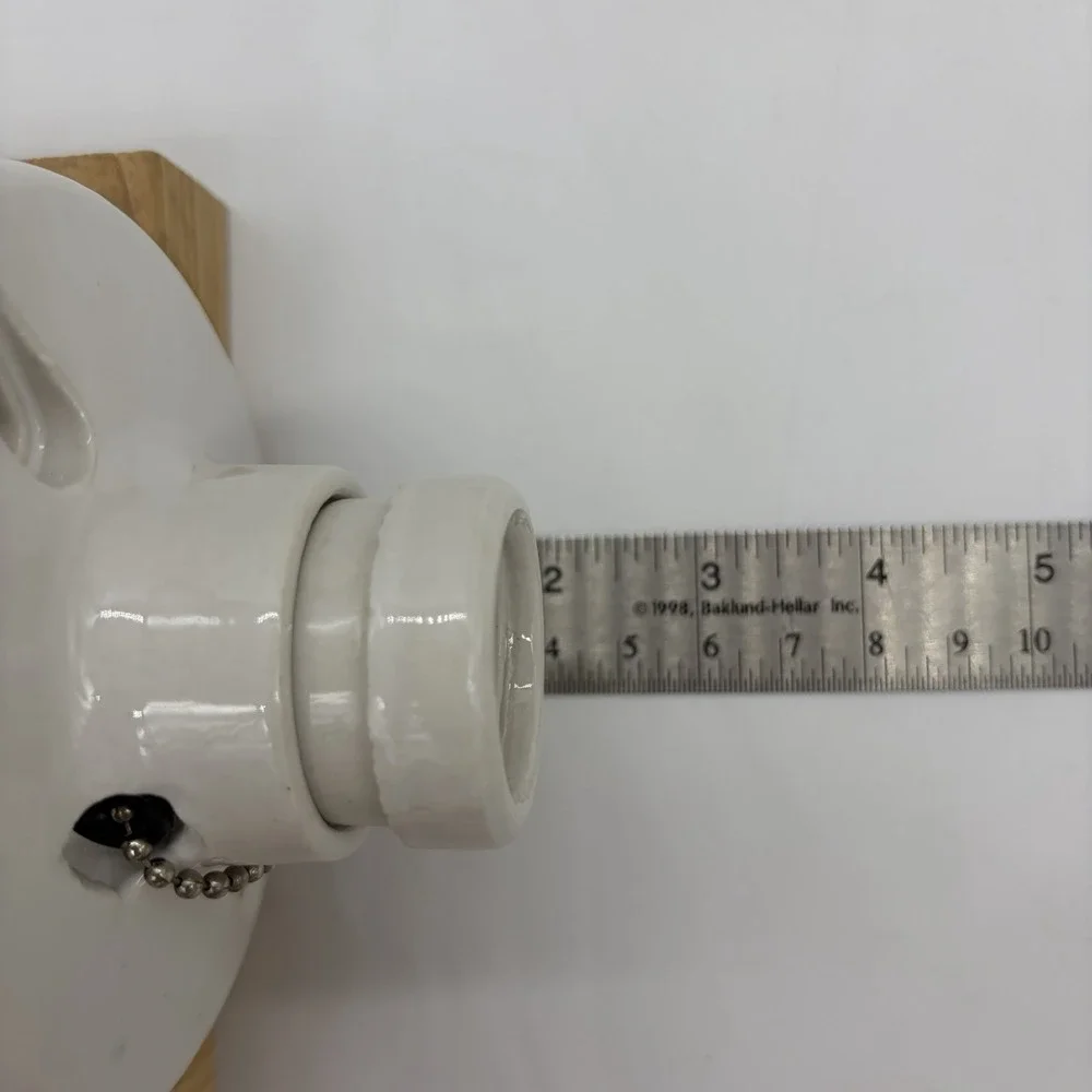 NOS Vtg BECO Porcelain Ceiling Pull Chain Lampholder White Bryant‎ E.C. Made USA